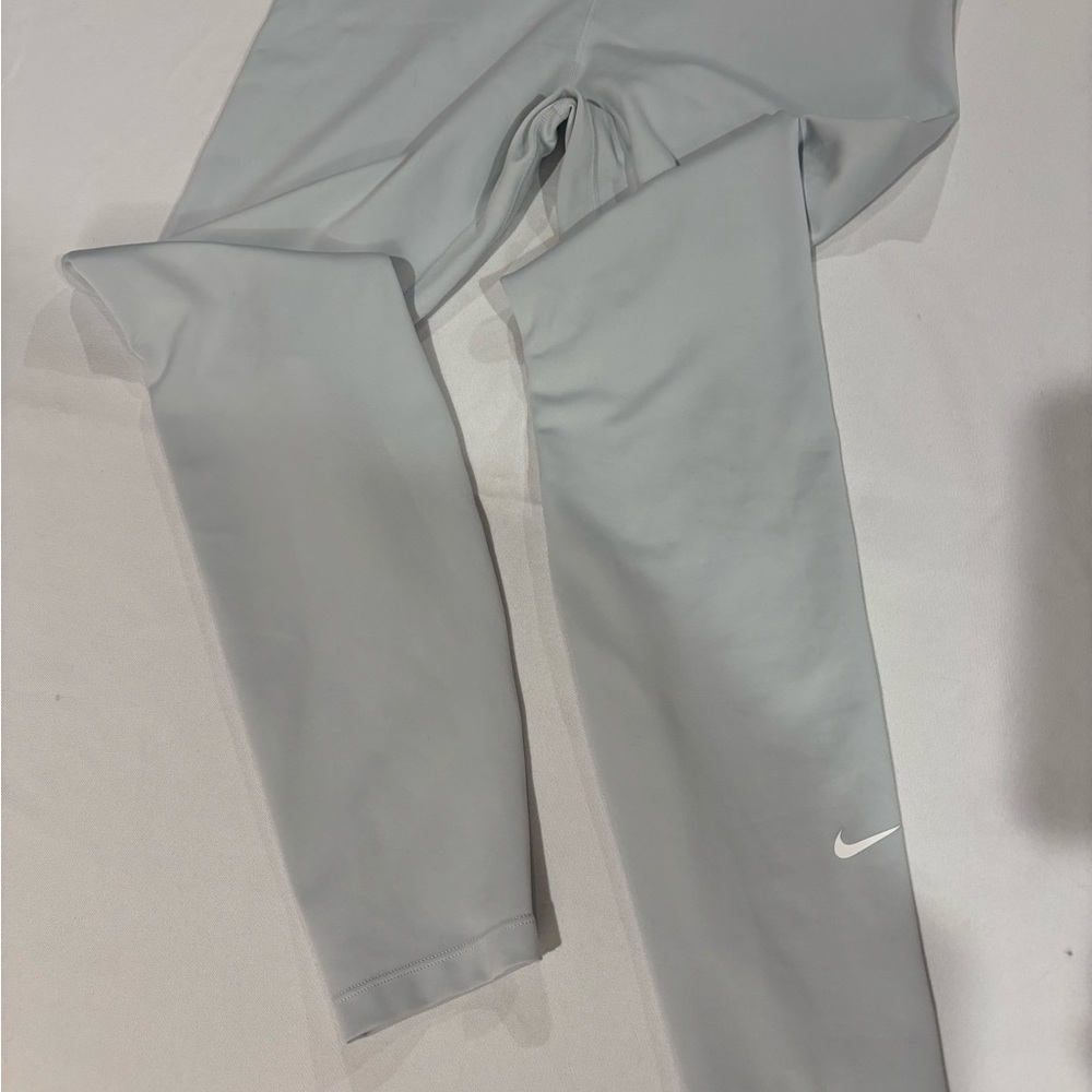 Nike Women's Gray Leggings